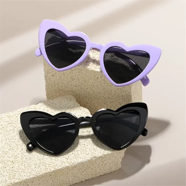 Heart-Shaped Sunglasses Vintage Trendy Street Shooting Shades UV Protection Irregular Fashion Pink Heart Sun Glasses for Women 2