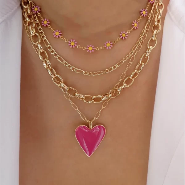 Vintage Gold-Plated Punk Multi-Layer Flower Chain Necklace – Red Heart Pendant Choker for Women 1