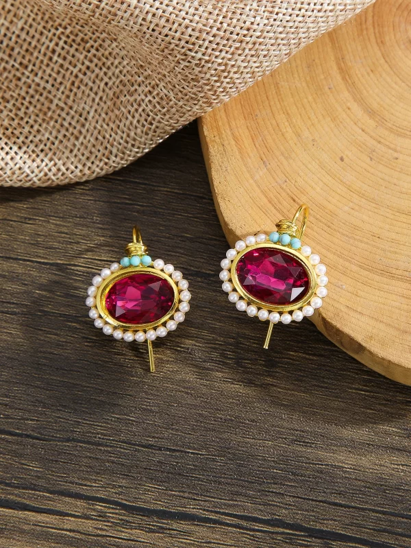 Trendy Flower Shaped White Pearl Ear Hooks – Creative Pastoral Style Earrings for Women 4