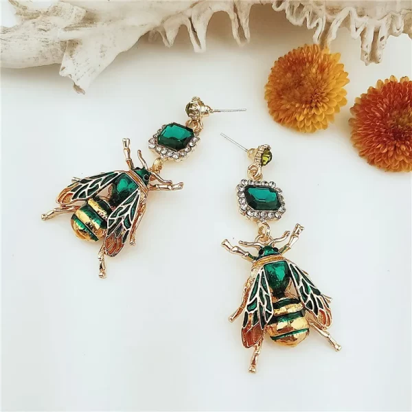 Crystal Bee Dangle Earrings – Statement Sparkle with Personality 4