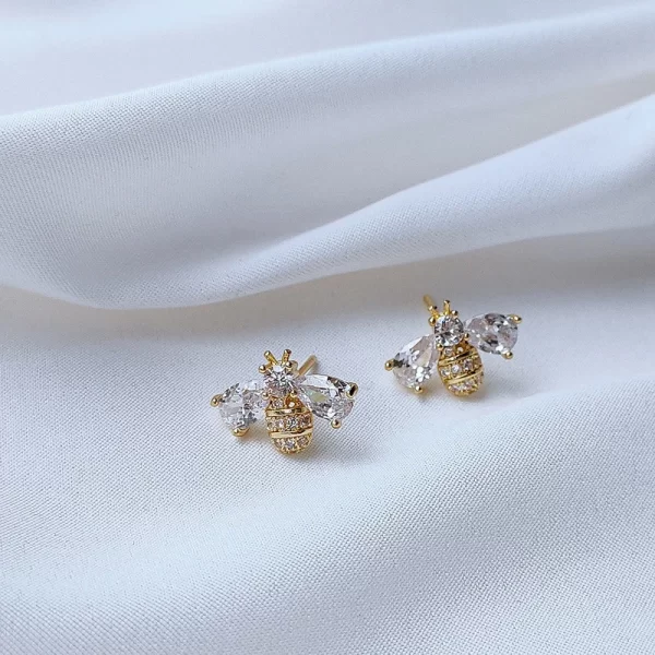 Temperament Cubic Zirconia Bee Stud Earrings for Women – Delicate Animal Crystal Jewelry Brincos, Wholesale Available 2
