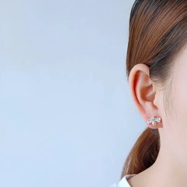 Temperament Cubic Zirconia Bee Stud Earrings for Women – Delicate Animal Crystal Jewelry Brincos, Wholesale Available 3
